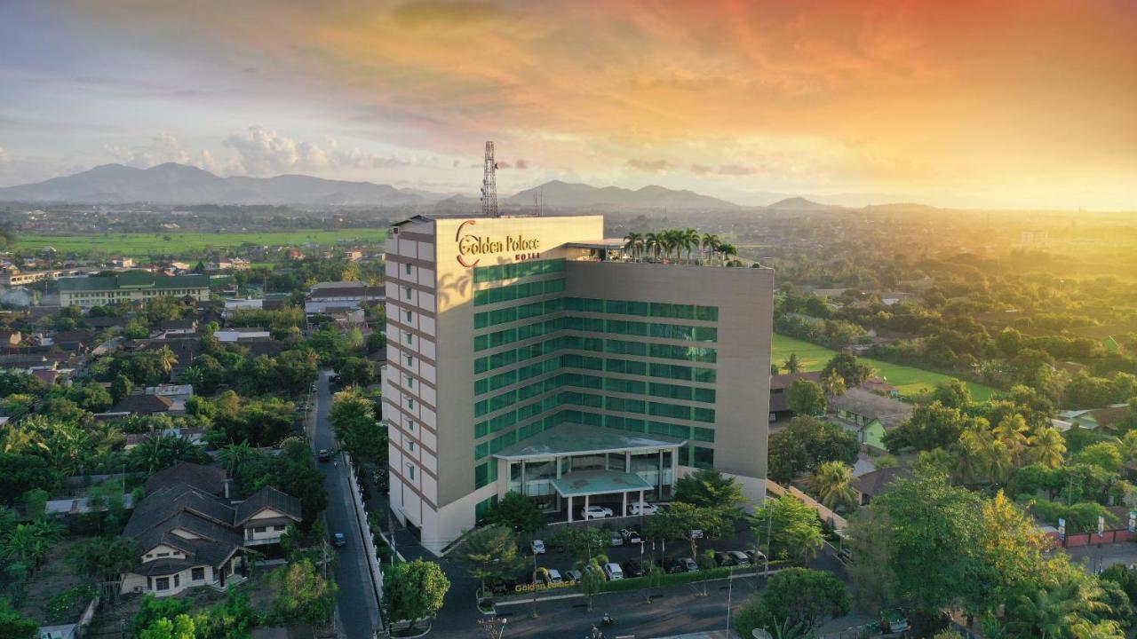 Golden Palace Hotel Lombok Матарам Екстериор снимка